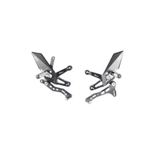 Carica l&#39;immagine nel visualizzatore di Gallery, Lightech Pedane Regolabili Con Poggiapiedi Snodati - nan