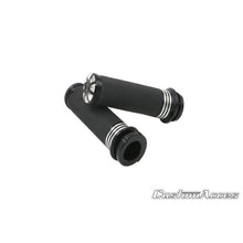 Carica l'immagine nel visualizzatore di Gallery, CUSTOM ACCES MANOPOLE MOD. MOON ELECTRIC COLORE NERO - COD. PE0011N - Materiale: gomma. Lunghezza: 140 mm. Diametro: 26 mm.
