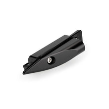 Carica l'immagine nel visualizzatore di Gallery, PUIG ADATTATORE SPECCHIETTO RETROVISORE DESTRO KYMCO AK550 17-23 NERO