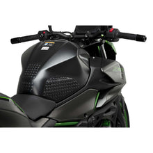 Carica l'immagine nel visualizzatore di Gallery, PUIG ADESIVO SERBATOIO SPECIFICO LATERALE KAWASAKI Z500 24-25 TRASPARENTE