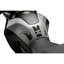 Carica l'immagine nel visualizzatore di Gallery, PUIG ADESIVO SERBATOIO YAMAHA TRACER 700 GT 2020 CARBON LOOK
