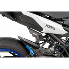 Carica l'immagine nel visualizzatore di Gallery, PUIG COVER SERBATOIO FLUIDO FRENO POSTERIORE YAMAHA TRACER 900 18-20 NERO OPACO