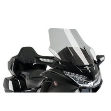 Carica l'immagine nel visualizzatore di Gallery, PUIG CUPOLINO TOURING PER HONDA GL1800 GOLD WING 20-21 FUME CHIARO