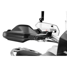 Carica l'immagine nel visualizzatore di Gallery, PUIG DEFLETTORE SEMIMANUBRIO PER BMW R1250 GS 21-24 TRASPARENTE