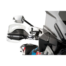 Carica l'immagine nel visualizzatore di Gallery, PUIG ESTENSIONE PARAMANI PER BMW R1200 GS ADVENTURE 14-15 TRASPARENTE
