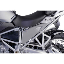 Carica l'immagine nel visualizzatore di Gallery, PUIG PANNELLI LATERALI PER BMW R1200 GS ADVENTURE 17-18 GRIGIO