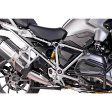Carica l'immagine nel visualizzatore di Gallery, PUIG PANNELLI LATERALI PER BMW R1200 GS ADVENTURE 17-18 NERO OPACO