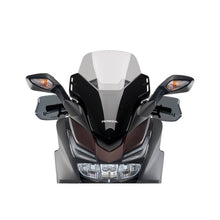Carica l'immagine nel visualizzatore di Gallery, PUIG PARAMANI SUZUKI BURGMAN 125 10-20 FUME SCURO