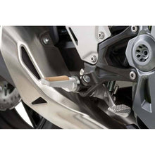 Carica l'immagine nel visualizzatore di Gallery, PUIG POGGIAPIEDI HONDA CBR900RR FIREBLADE 02-03 (ATTENZIONE: IL POGGIAPIEDI NON INCLUDE L'ADATTATORE)