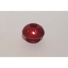 Carica l'immagine nel visualizzatore di Gallery, PUIG TAPPO OLIO MOTORE PER SUZUKI COLORE ROSSO-OFFERTA