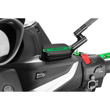 Carica l'immagine nel visualizzatore di Gallery, PUIG TAPPO SERBATOIO ANTERIORE PER FLUIDO FRENO ANT/POST. YAMAHA T-MAX 560 MAX TECH 22-24 VERDE