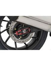Carica l'immagine nel visualizzatore di Gallery, PUIG TENDICATENA HONDA NT1100 DCT 22-24 ROSSO