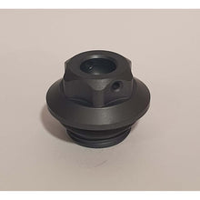 Carica l'immagine nel visualizzatore di Gallery, RACINGBIKE TAPPO OLIO MOTORE M22X1.5 PER DUCATI COLORE TITANIO-OFFERTA